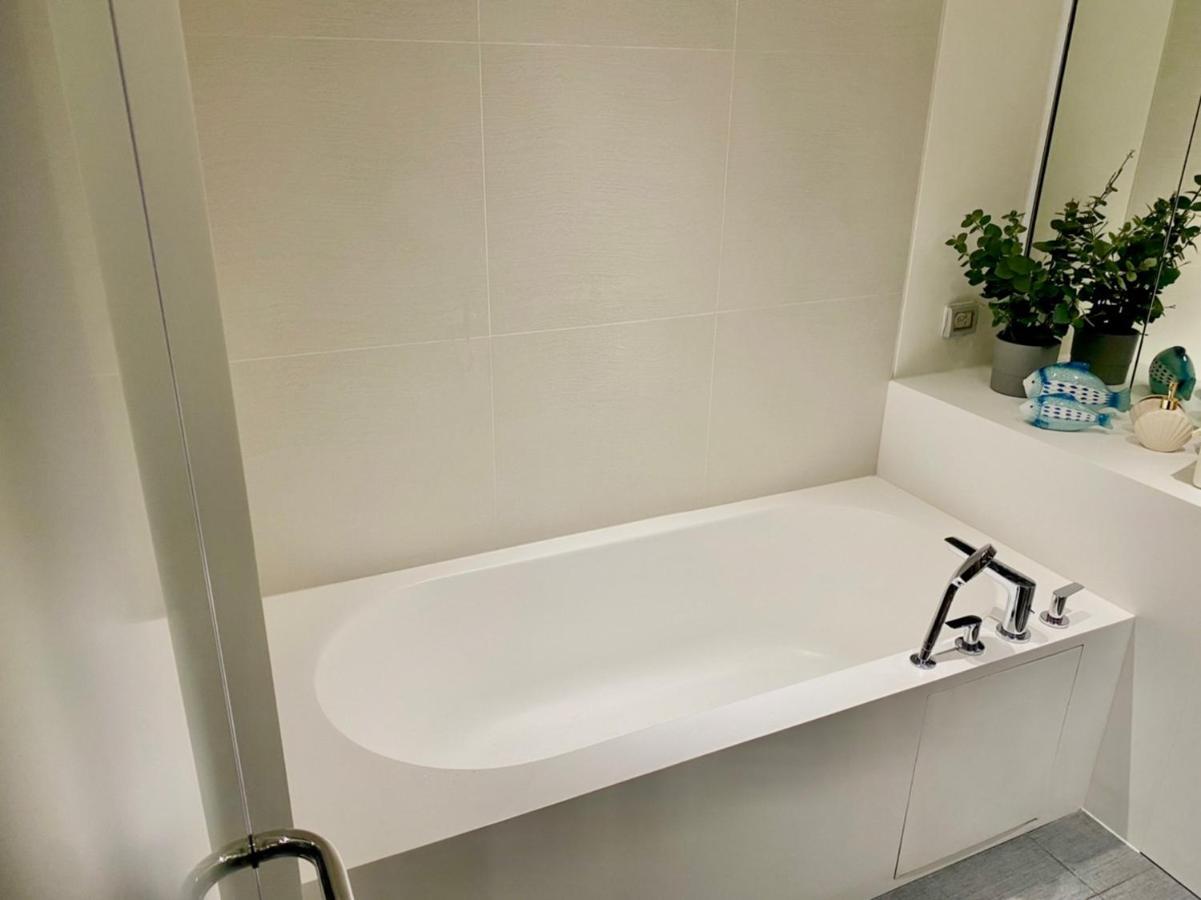 Seaview 2 Bedroom Beach Front Vacation Huahin المظهر الخارجي الصورة